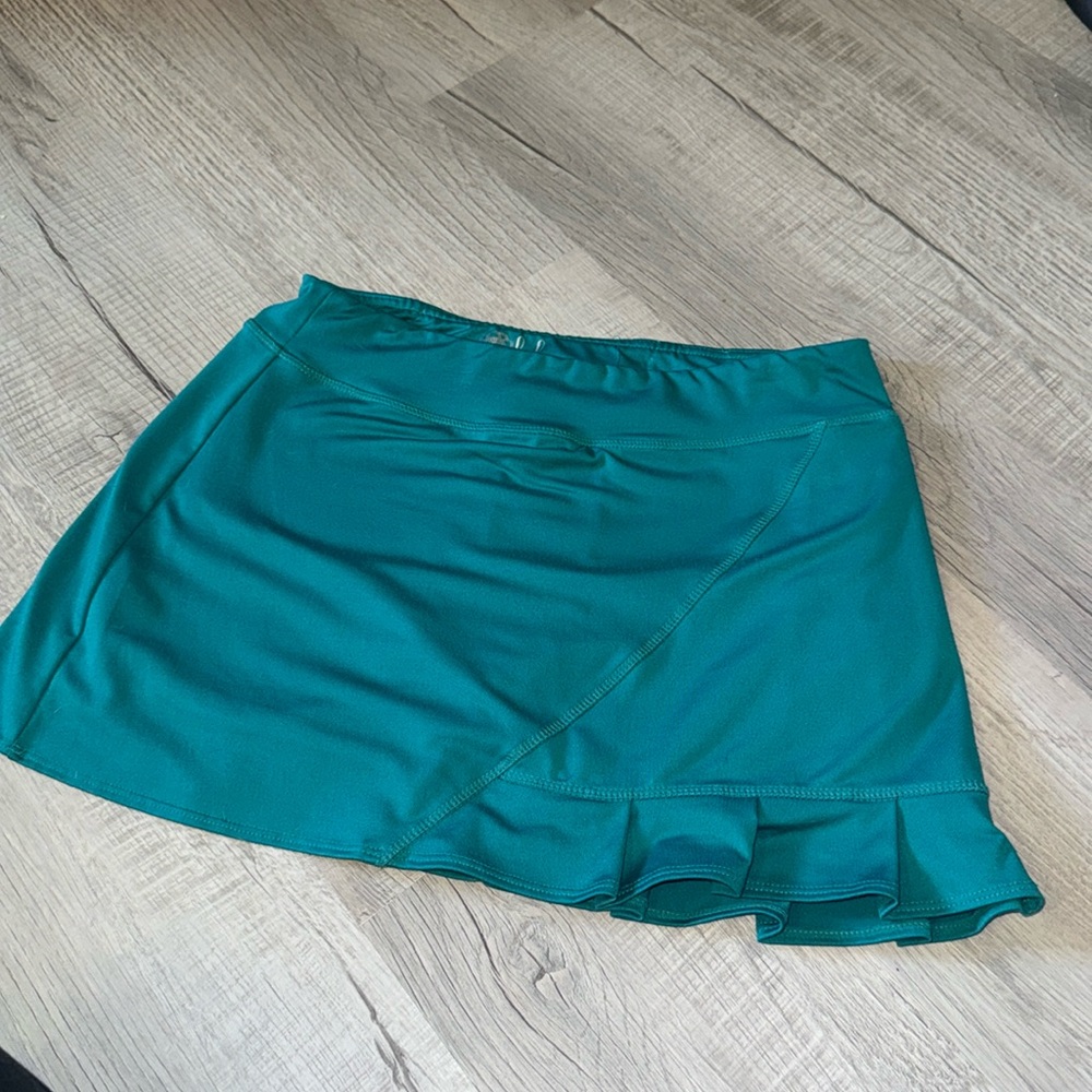 Lola golf skort